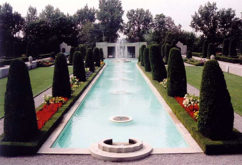 Blog Photo - Parkwood Fountains and teahouse